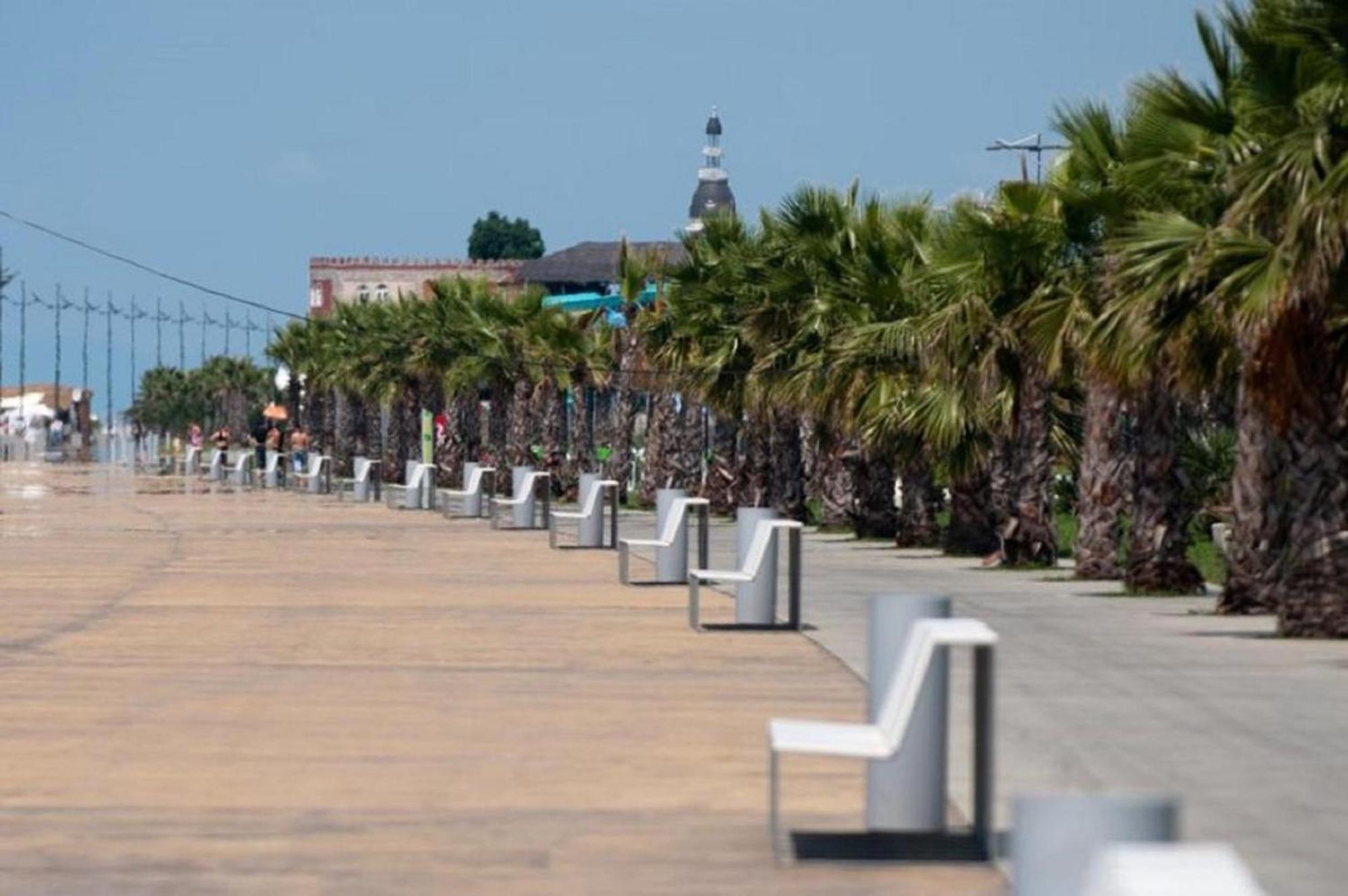 Apart Hotel Black Sea Towers Batumi Exterior foto